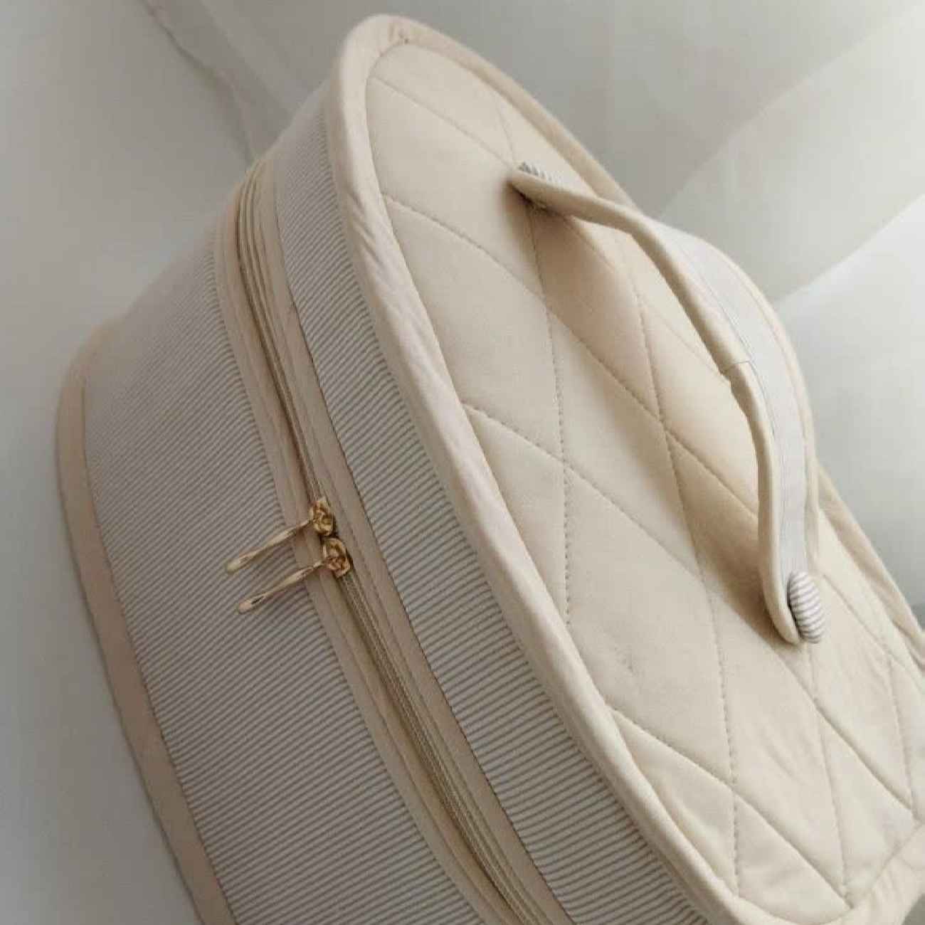 Schützende Bügeleisen-Abdeckung – Kompakt, preiswert, ideal für Schubladen- und Kleiderschrank-Organizer