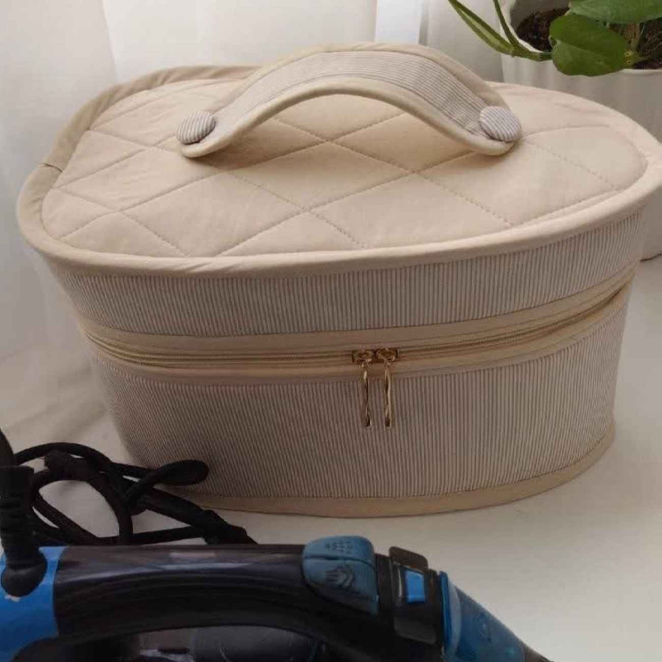 Schützende Bügeleisen-Abdeckung – Kompakt, preiswert, ideal für Schubladen- und Kleiderschrank-Organizer