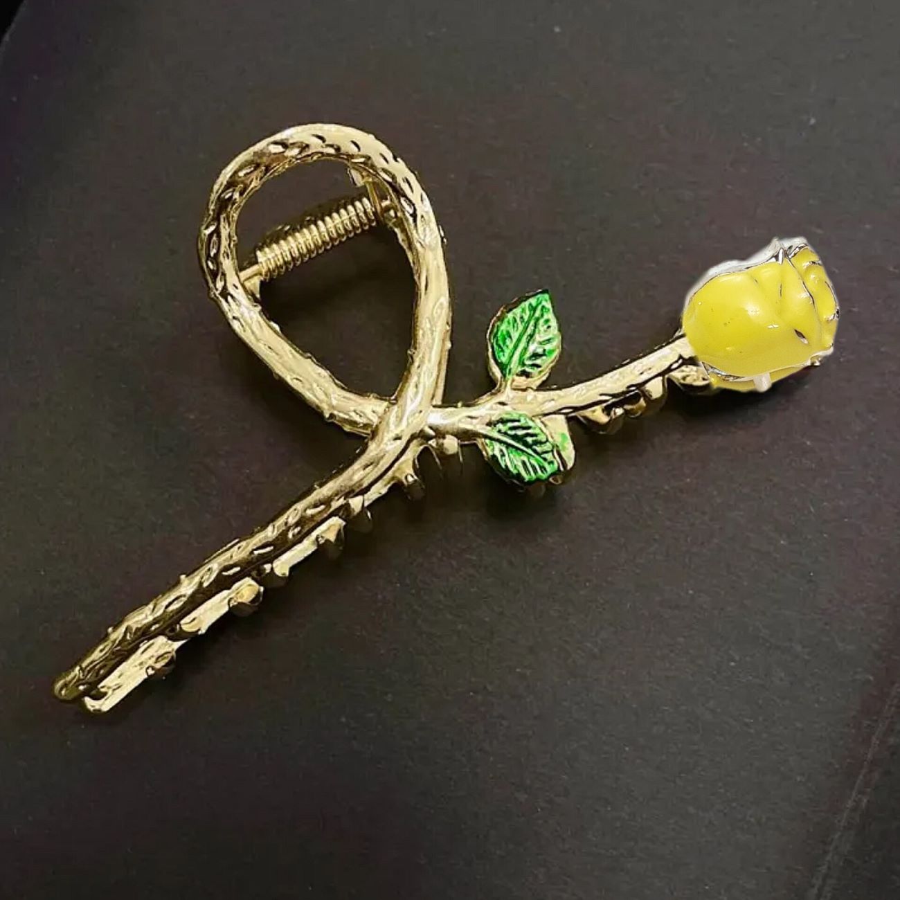 Haarklammer für Damen in Rosenblumen-Design – Modisch und Einzigartig
