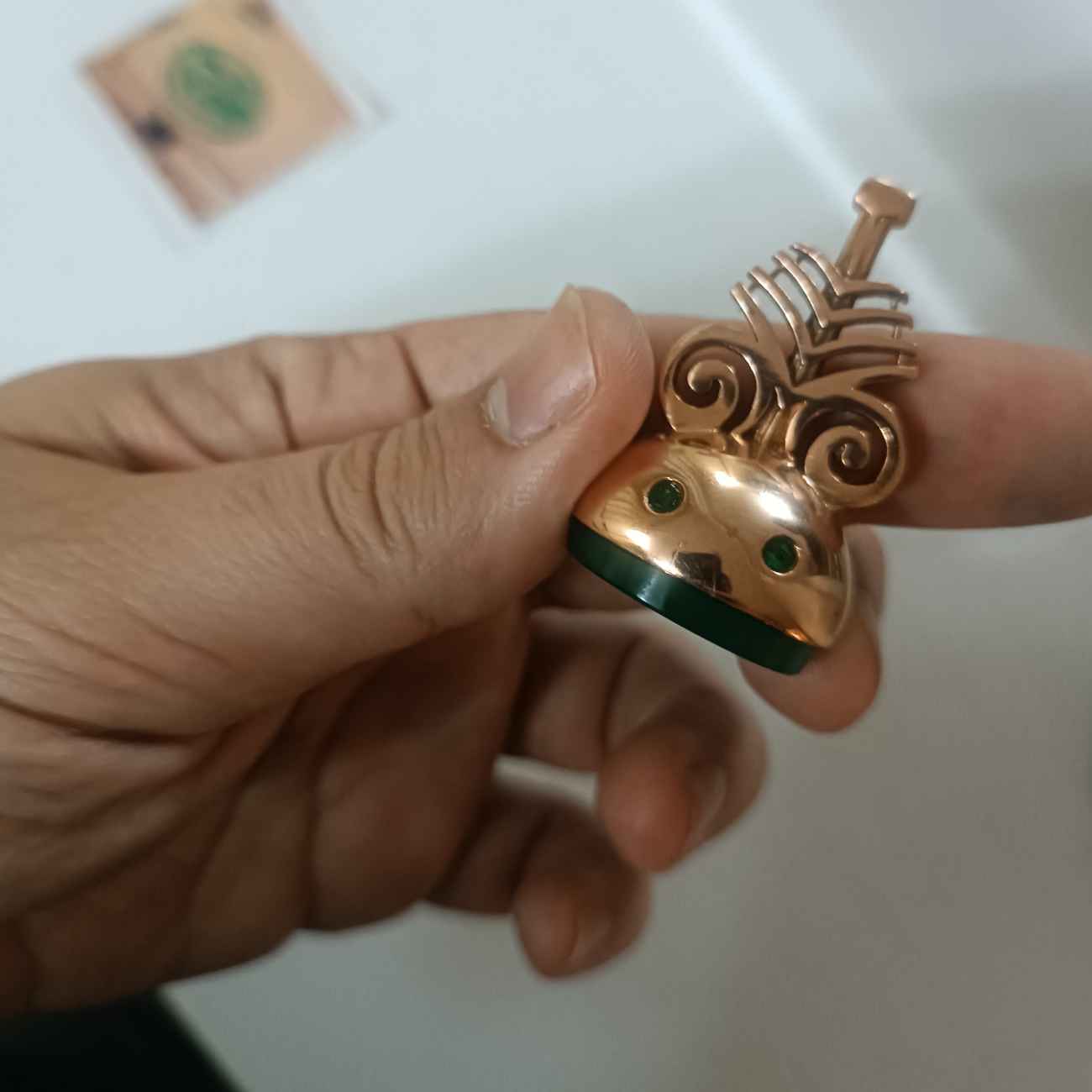 Bronzefarbener Khatam-Stempel – inspiriert von den Steinsiegeln der Achämeniden-Herrscher