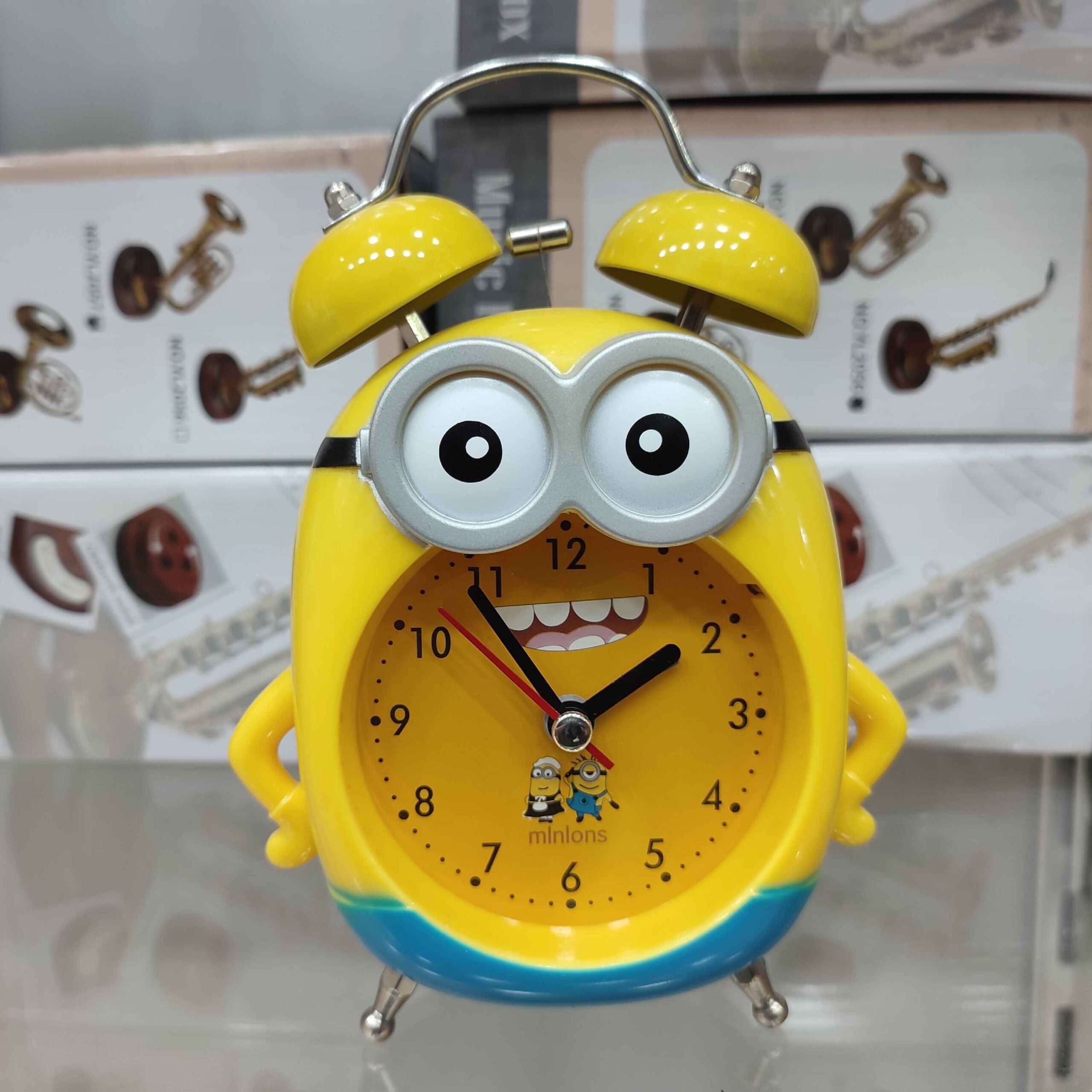 Fröhlicher Gelber Minion Doppelglockenwecker – Perfekte Geschenkidee