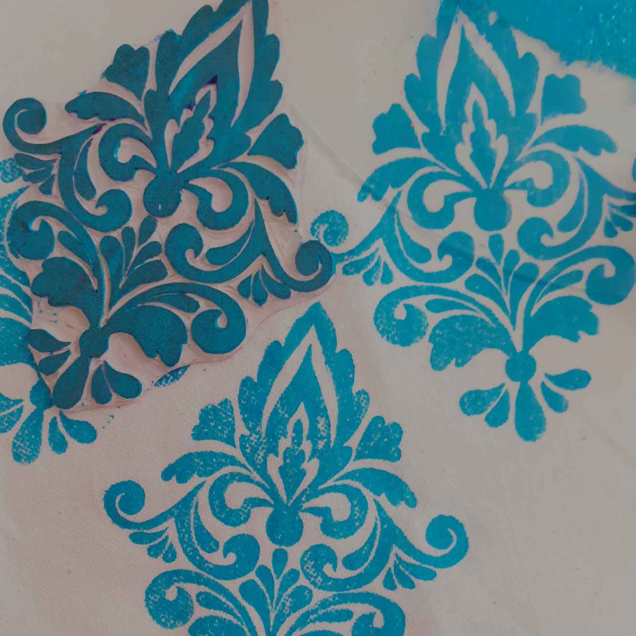 Handgeschnitzter Linoleumblock-Stempel – Geeignet für Stoff & Papier mit Damast-Design