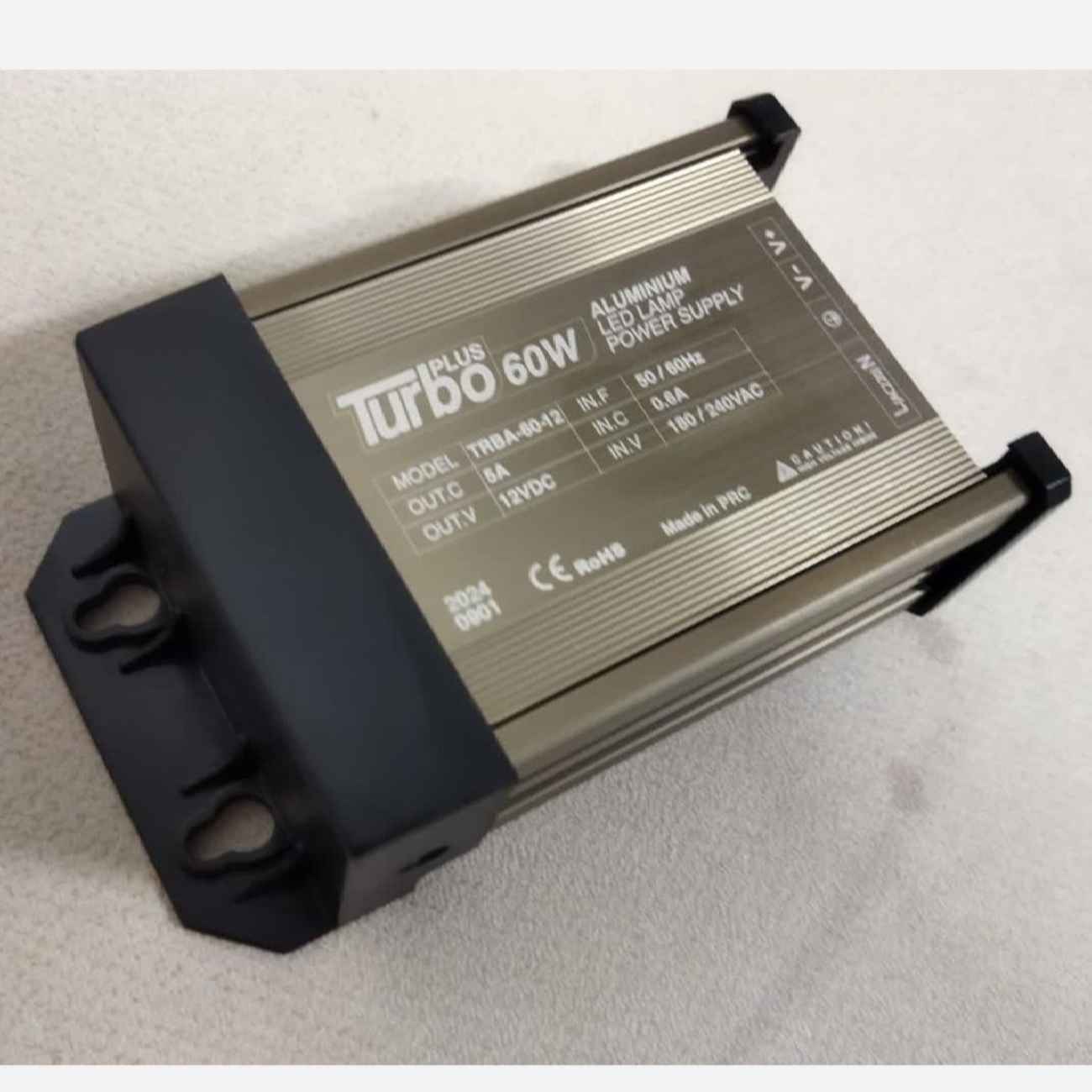 Turbo Plus 60-Watt 12-Volt 5-Amp Schaltstromadapter – Regenfest / Wasserdicht