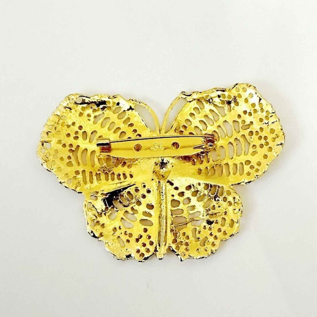 Einzigartige goldene Schmetterlings-Brosche – Zeitlose Eleganz für den Alltag