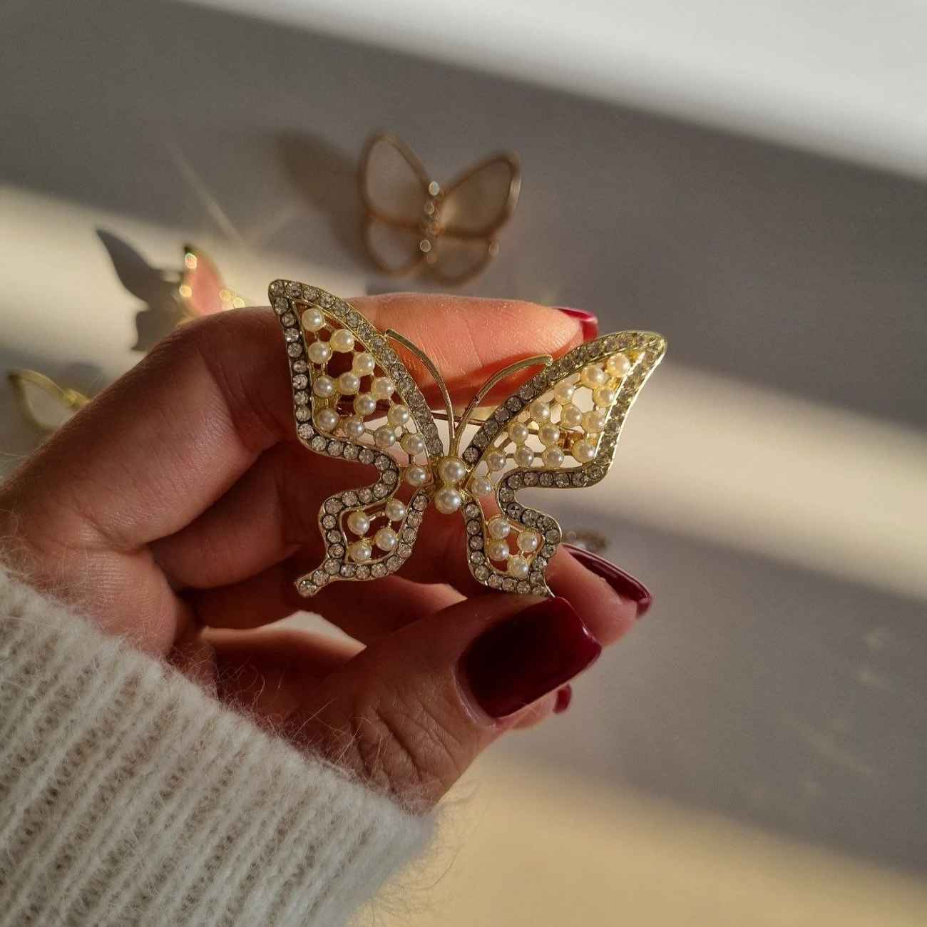 Vintage-Stil goldene Schmetterlings-Brosche – Klassische Schönheit mit modernem Touch