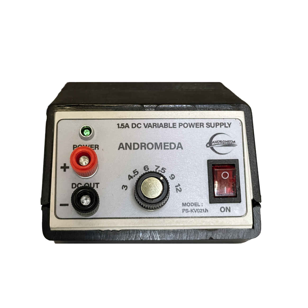 Andromeda Spannungswandler – 3 V bis 12 V lineares Netzgerät mit Dauereinsatz