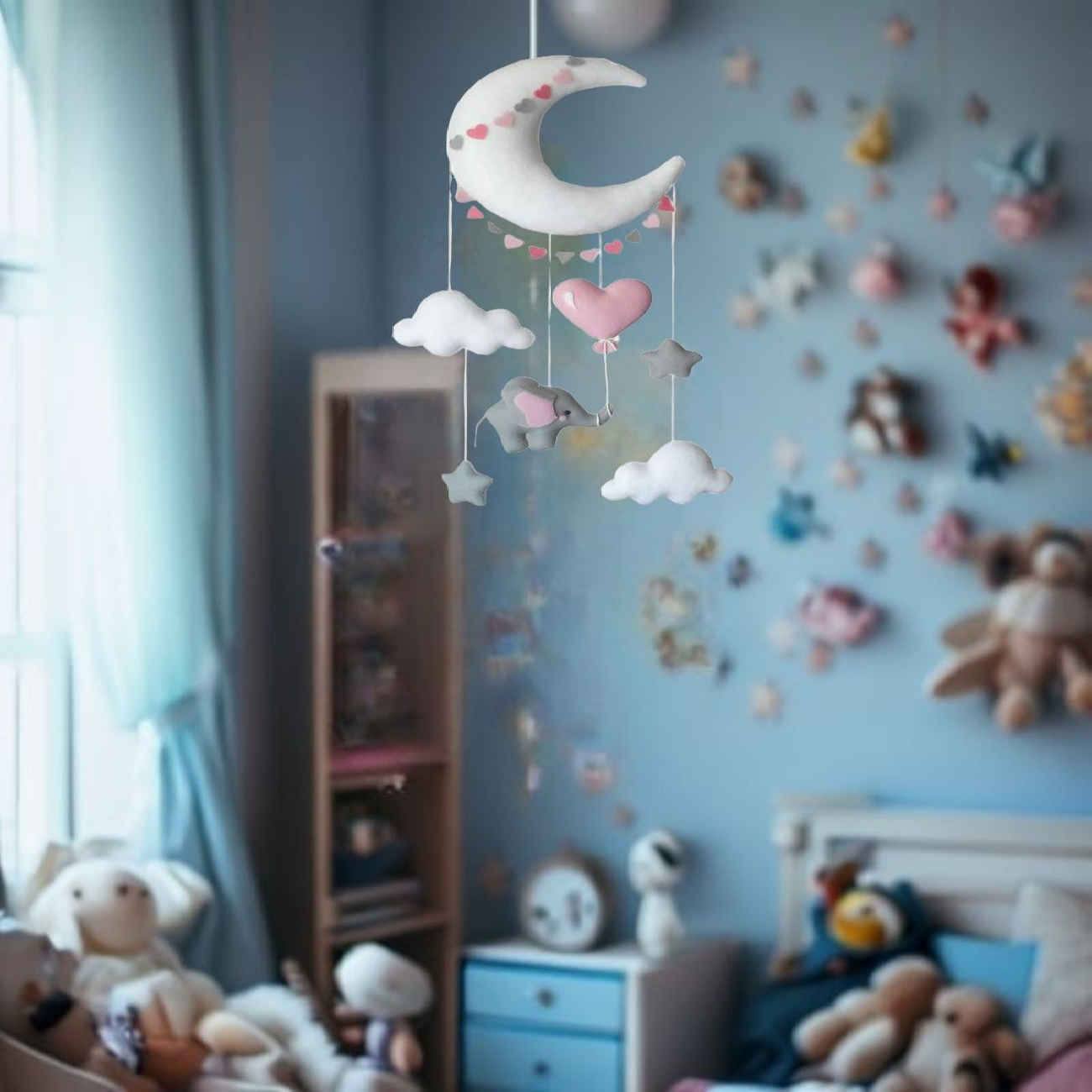 Baby-Mobile – Ideale Kinderzimmerdekoration für Säuglinge mit Elefanten- und Mondmotiv