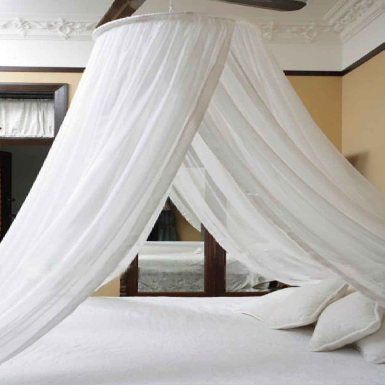 Himmelbetthimmel – Leichter, transparenter Chiffonstoff für ein ruhiges und charmantes Schlafzimmer