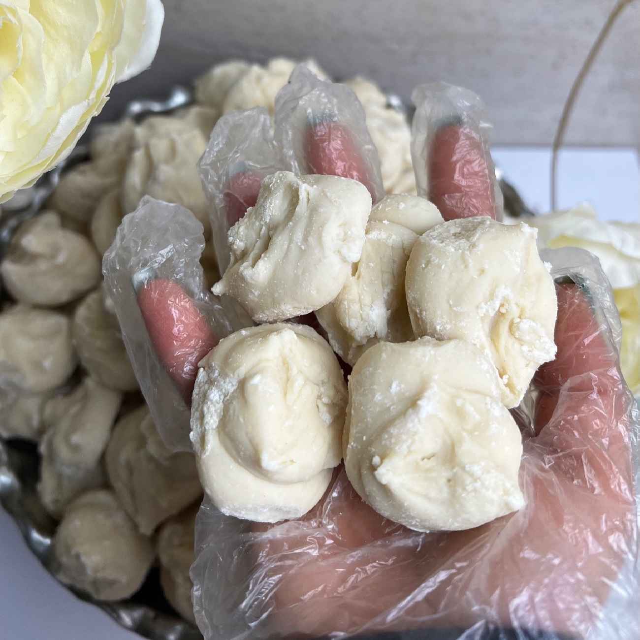 Thumbnail 4: Weicher Kameljoghurt-Serum – Frisch, mild gesalzen und reich an natürlichem Geschmack