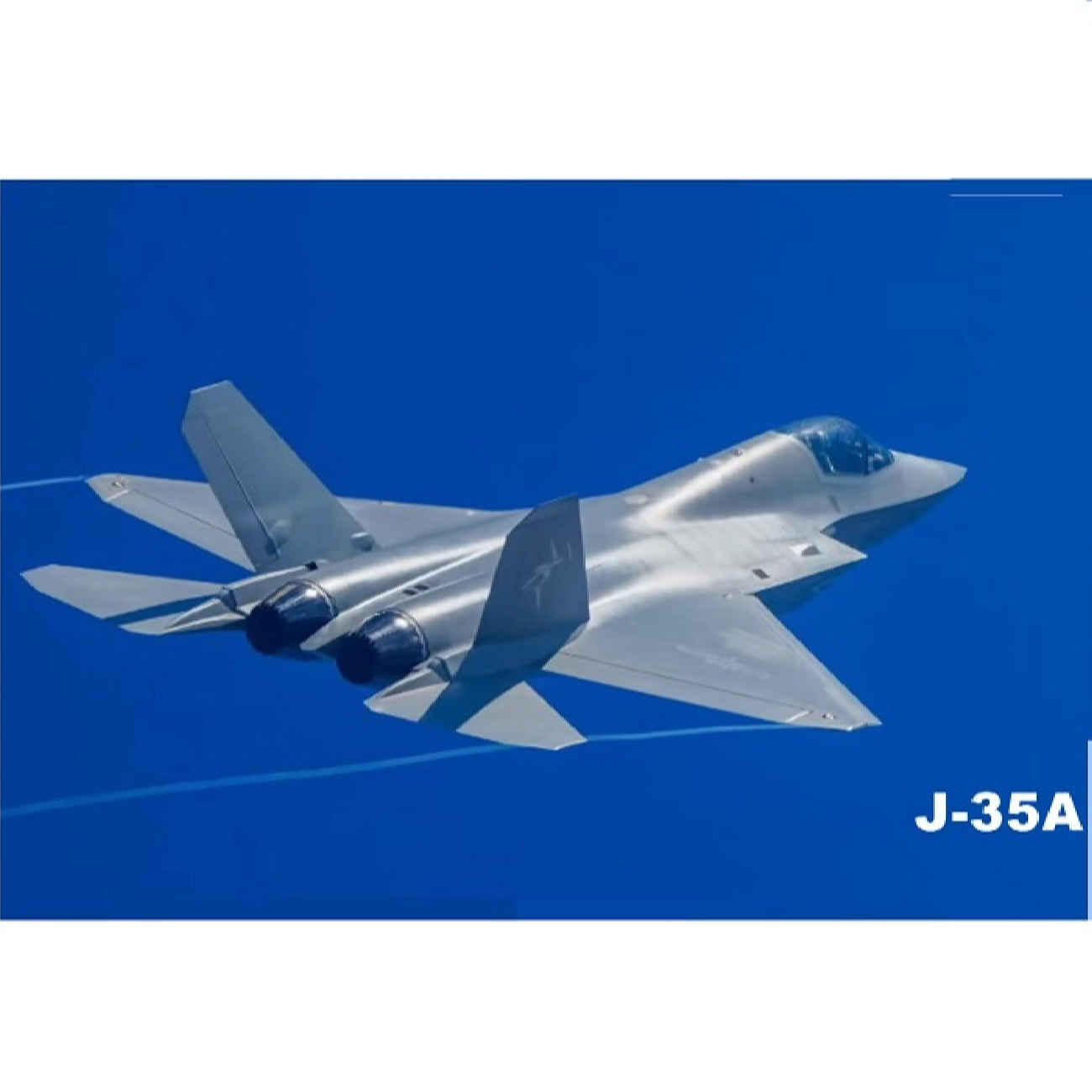 Tarnkappen-Kampfjet-Modell J-35 – Dekoratives Sammlerstück mit roten und blauen LED-Leuchten und Klangeffekten